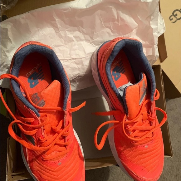 New Balance - Picture 4 of 6